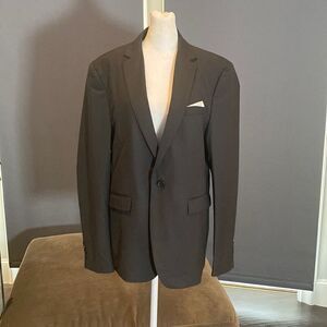 Men’s Black Slim Fitting Suit Jacket Blazer One Button Notched Lapel Size 38 NWT